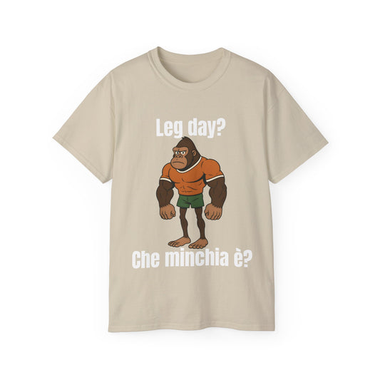 Leg day? T-shirt con gorilla.
